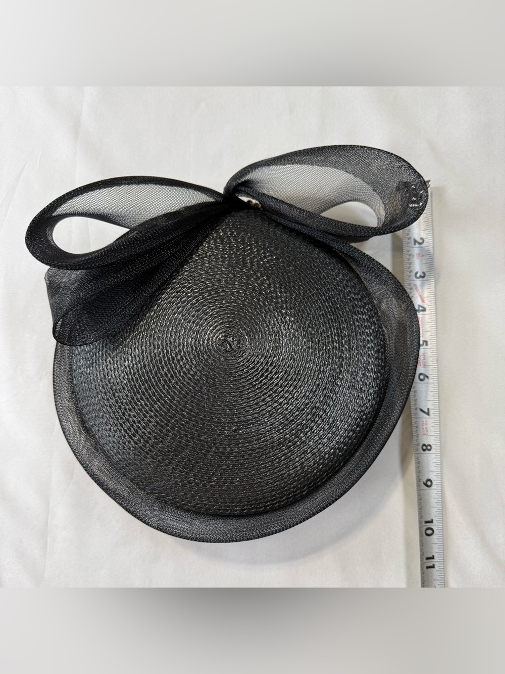 Black Church/Derby Bow Straw Circle Fascinator Hat - Picture 7 of 9